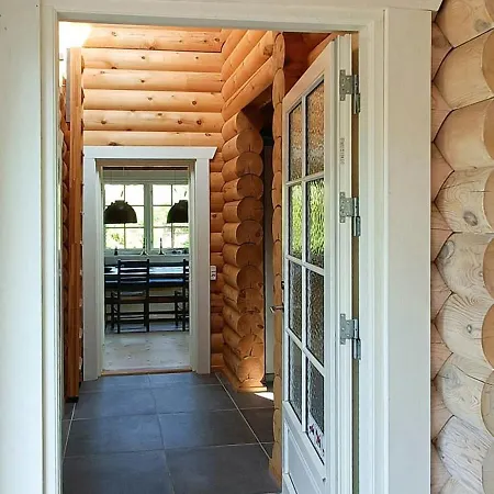 Nordic Idyll In The Log House At Dronningmølle