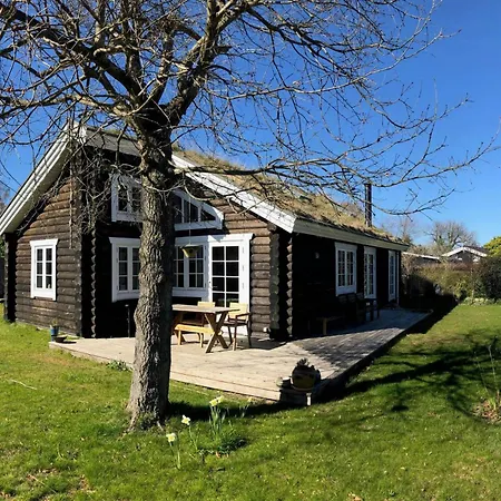 Nordic Idyll In The Log House At